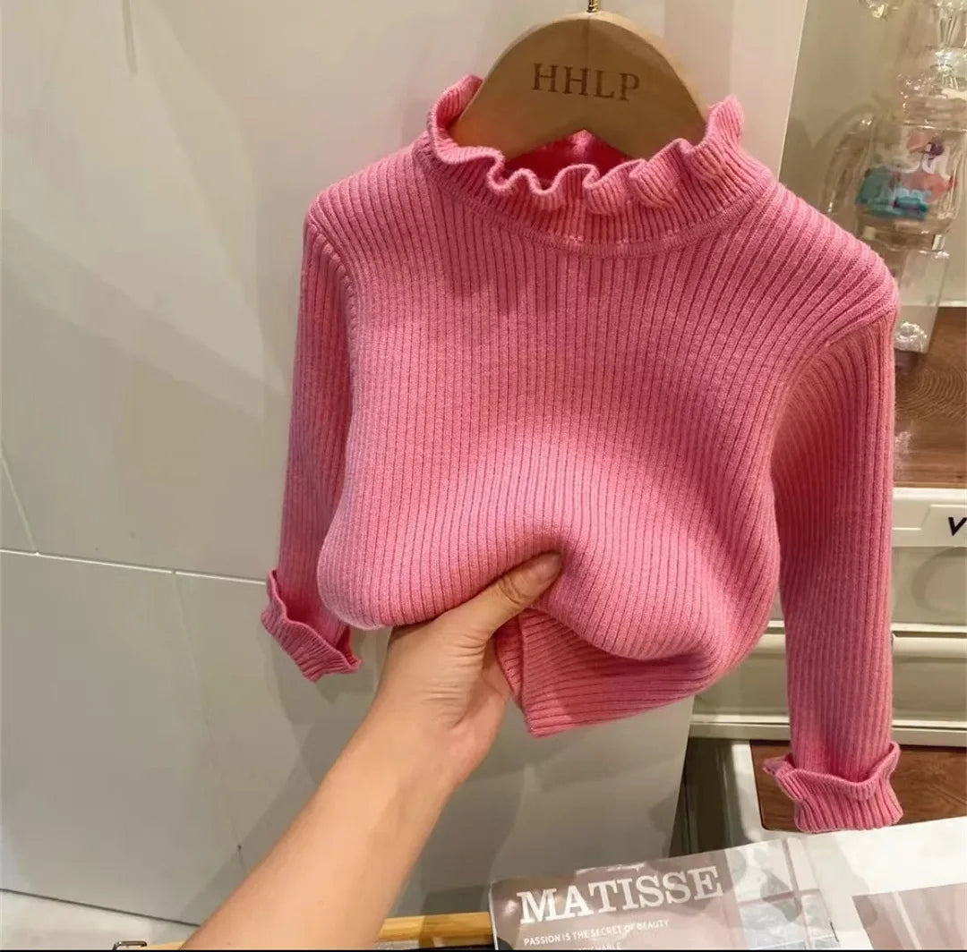 Stylish and soft cotton long sleeve sweater for toddlers, versatile and comfortable kids clothing