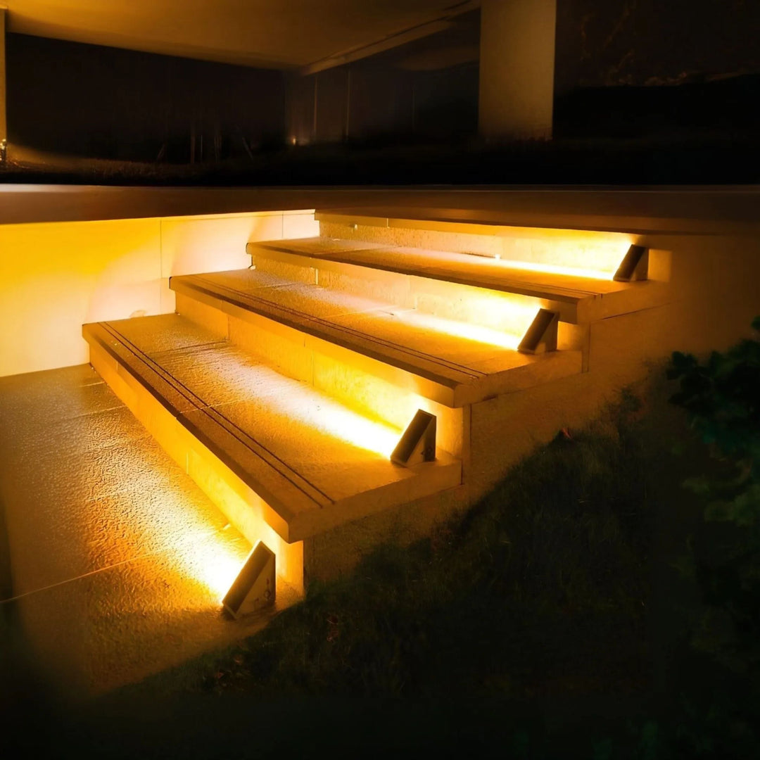 Bright, energy-saving solar step light for outdoor stairs and deck lighting