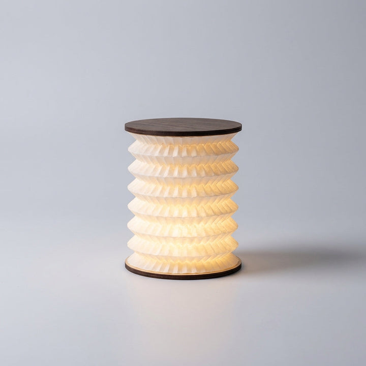 Portable Solinex LED lantern lamp with a vintage feel, ideal as a compact table lamp for any room.