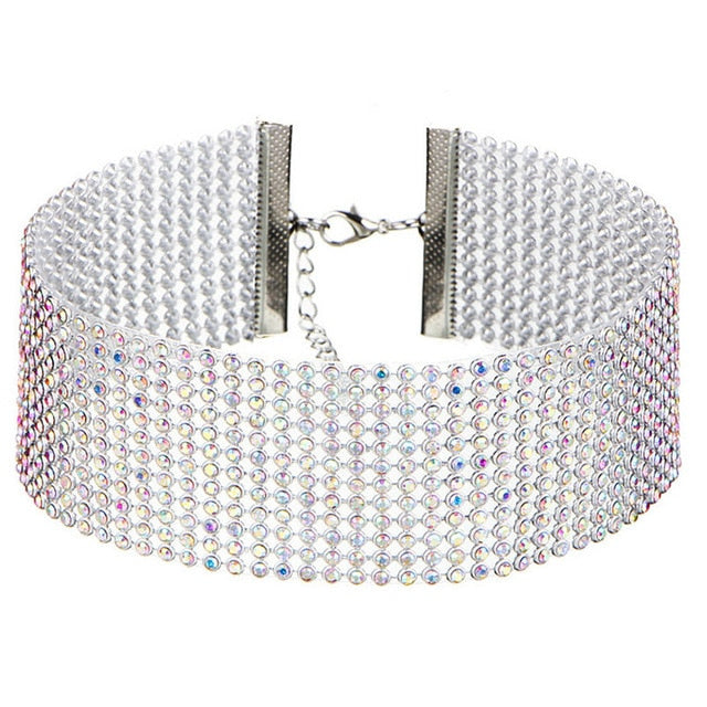 Elegant women's sparkling crystal rhinestone choker, a perfect fashion accessory for glamour.