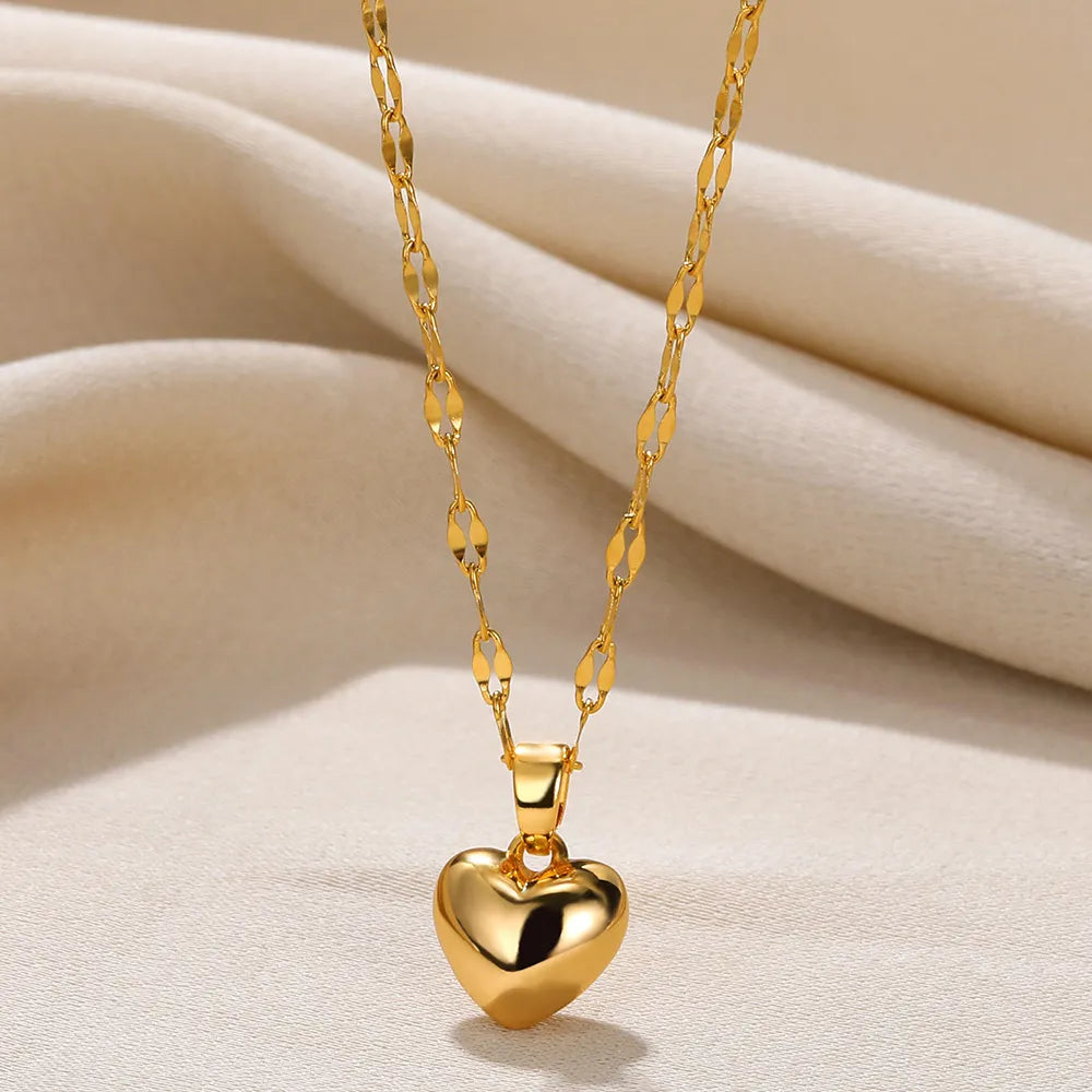 High-quality sterling silver heart pendant necklace, elegant & durable women's fine jewelry.