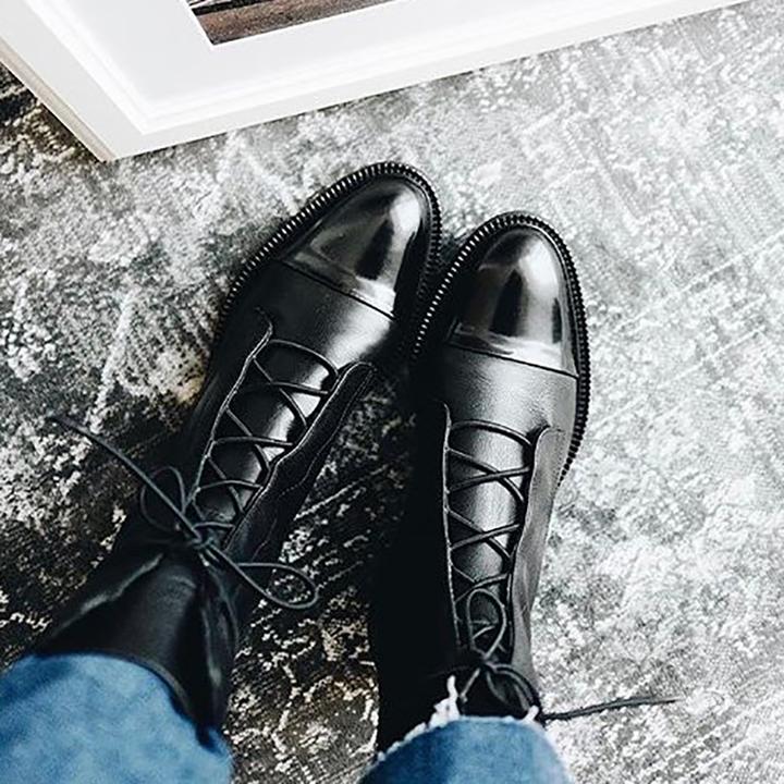 Refined black high boots, Liana, with elegant finish, ideal for women's stylish daily wear.