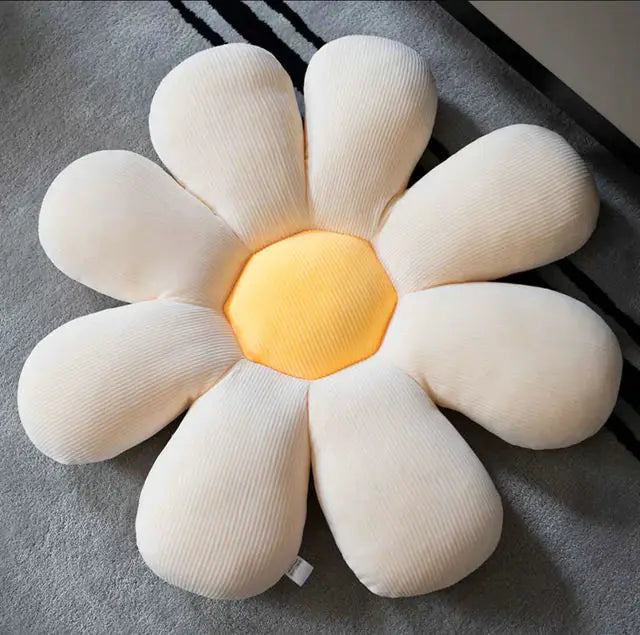 Comfortable floral bliss seat cushion, ultimate home accent.
