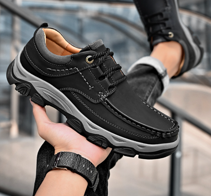 Everyday men's orthopedic shoes in classic brown, ensuring comfortable, supportive fashion.