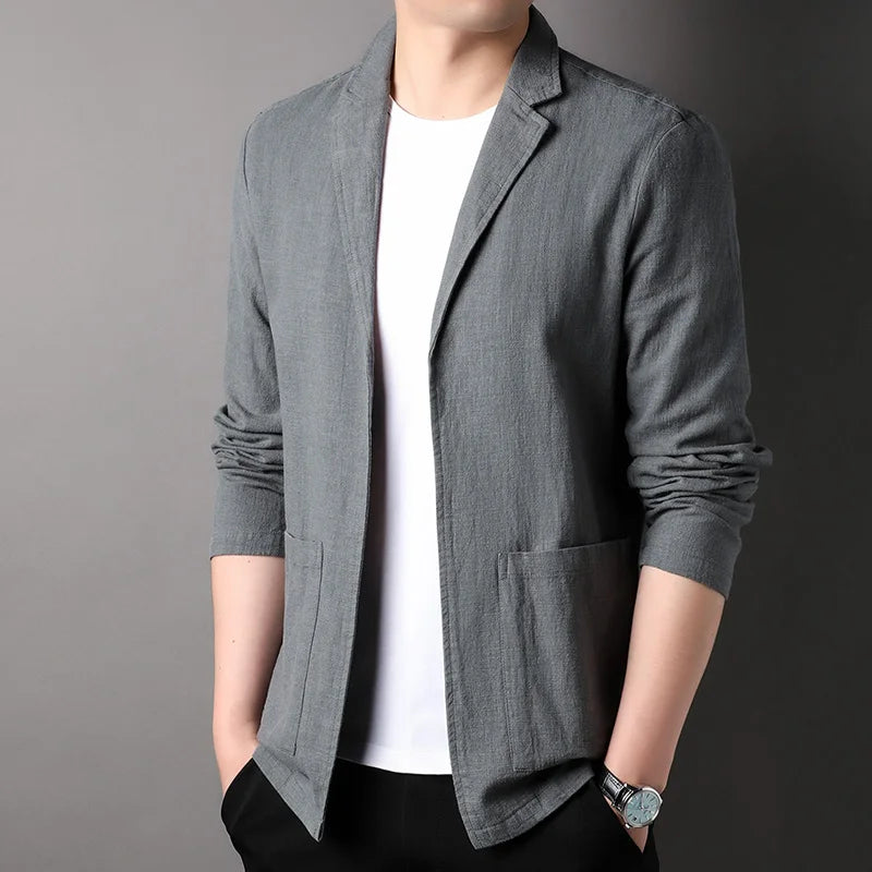 Stylish men's lightweight summer blazer, perfect for smart-casual events. Versatile fashion outerwear.