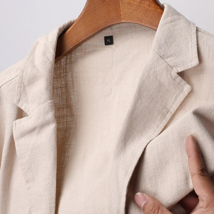 Versatile men's lightweight summer jacket, ideal for layering or as a casual smart-casual blazer.