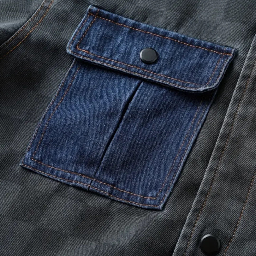 Casual Men's Urban Explorer jacket, perfect for daily wear. All-season, stylish outerwear with wind & water resistance.