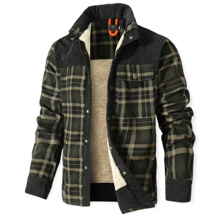 Essential men's insulated vest for effective layering, keeping you warm in cold weather.