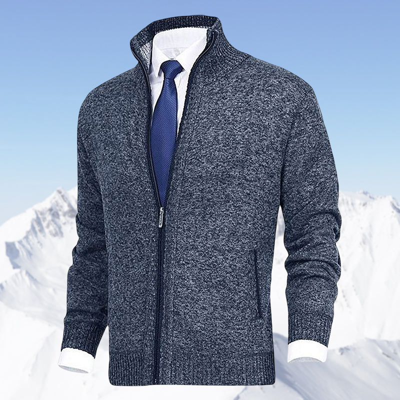 Casual men's zip-up vest, stylish outerwear for everyday winter fashion.
