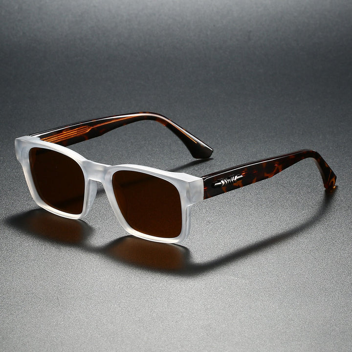 Stylish unisex sunglasses with UV400 protection, perfect for everyday wear and modern fashion accessories.