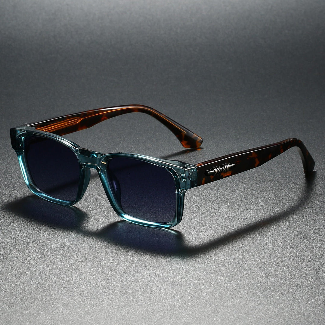 Fashionable UV400 protection sunglasses, unisex design suitable for all and a great everyday accessory.