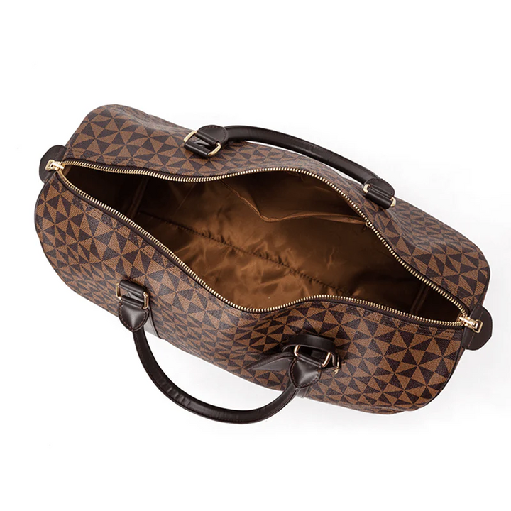 Modern unisex duffle bag with ample space, an ideal travel accessory for weekend trips or daily gym commutes.