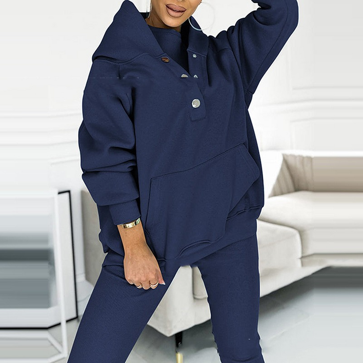 Fashionable women's 3-piece trendy lounge set, offering a complete and cozy matching outfit for daily comfort.