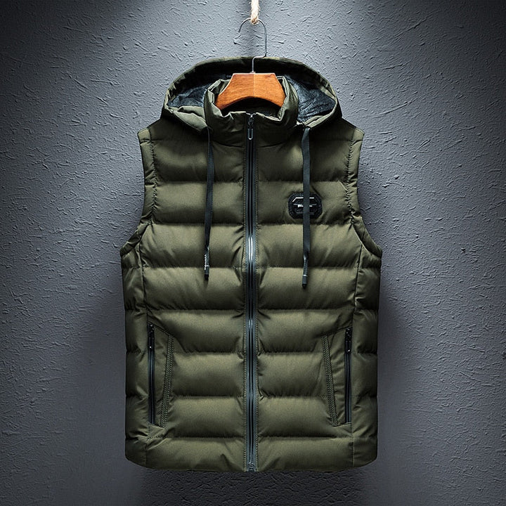 Comfortable women's green padded vest, a versatile layering piece for autumn and fall fashion.
