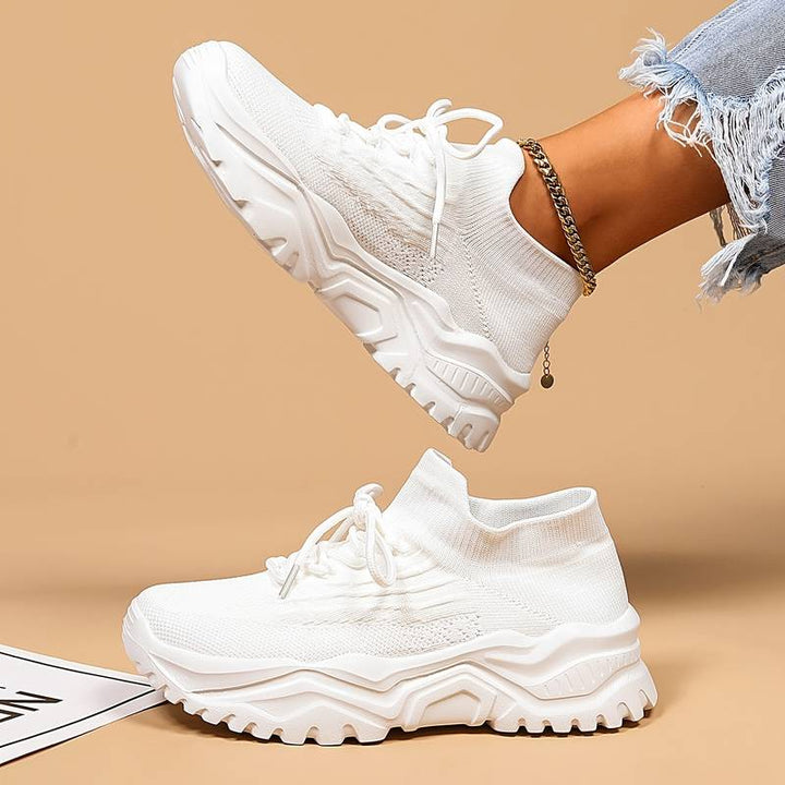 Women's comfortable chunky sole lace-up sneakers, perfect for walking, everyday wear, and versatile casual style.