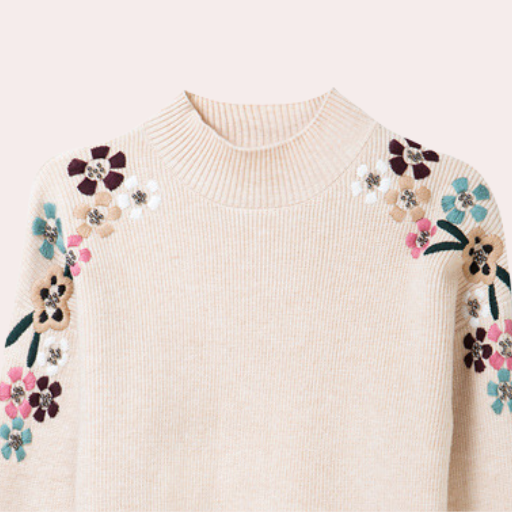 Chic women's floral print sweater with long sleeves. Comfortable & stylish for daily wear, all seasons.