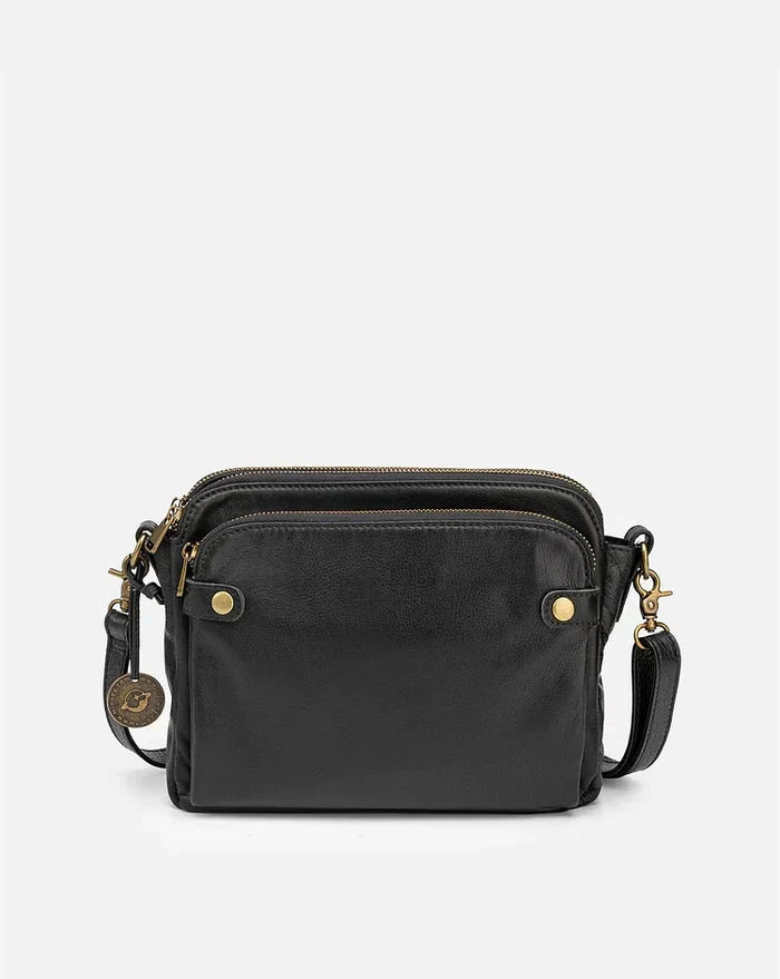 Versatile women's leather shoulder bag for daily essentials, elegant and practical.