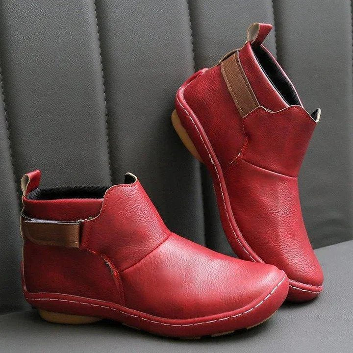 Versatile women's comfort shoes with non-slip sole, offering orthopaedic foot support for everyday style.