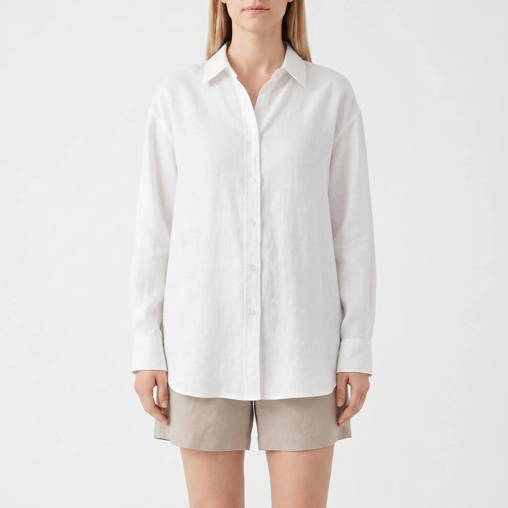 Effortless women's oversized summer blouse, a lightweight and breathable top with a loose fit for comfort.