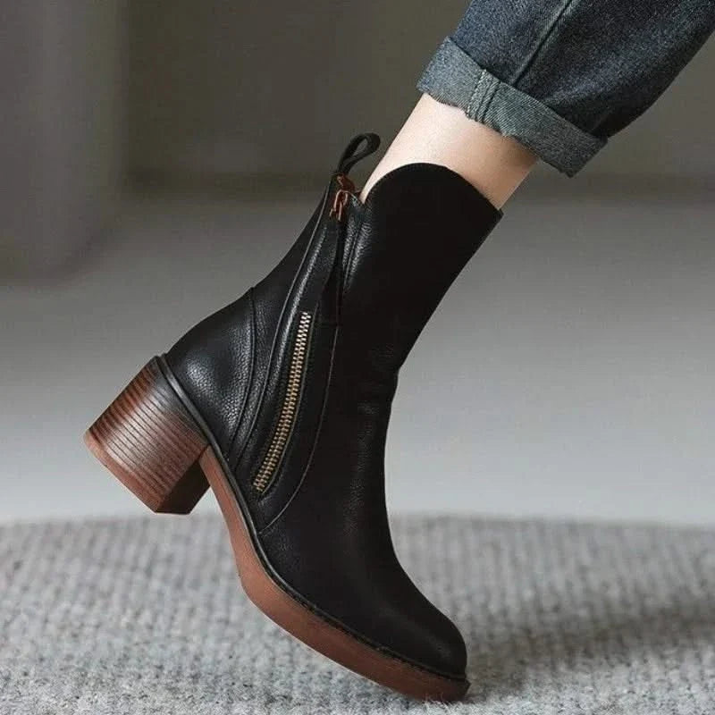 Versatile women's Sloane high-heel ankle boots, featuring a chic silhouette for stylish footwear.