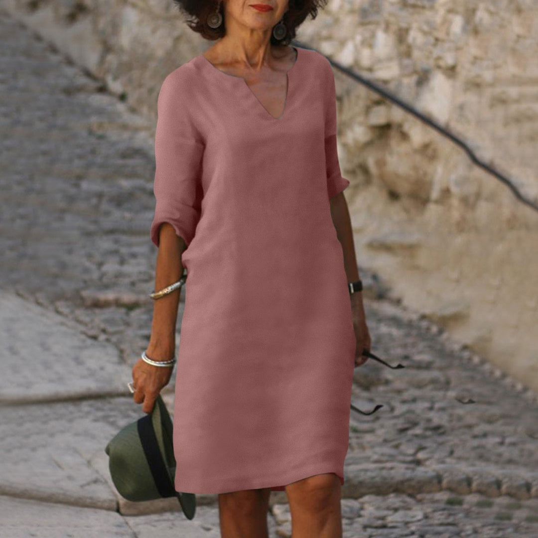 Soft, versatile summer dress for women, embodying comfortable seasonal fashion.