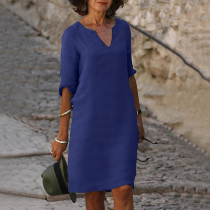 Women's versatile summer dress, ideal for casual, holiday, or elegant everyday wear.
