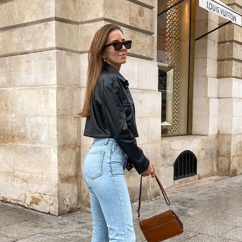Casual yet stylish women's waterproof summer jacket. Lightweight outerwear designed for comfort and fashion.
