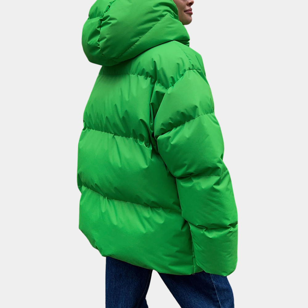 Lightweight ladies windbreaker, weatherproof and comfortable, ideal for an active lifestyle or casual wear.