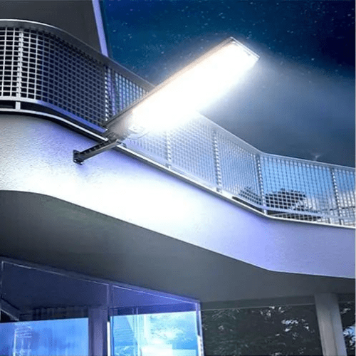 Weatherproof SunGuard 3000W solar street lamp, ideal for outdoor and garden use