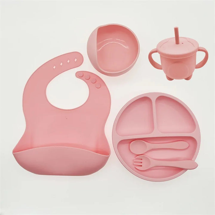 High-quality silicone baby feeding set, BPA-free non-slip suction plate for safe toddler meals.