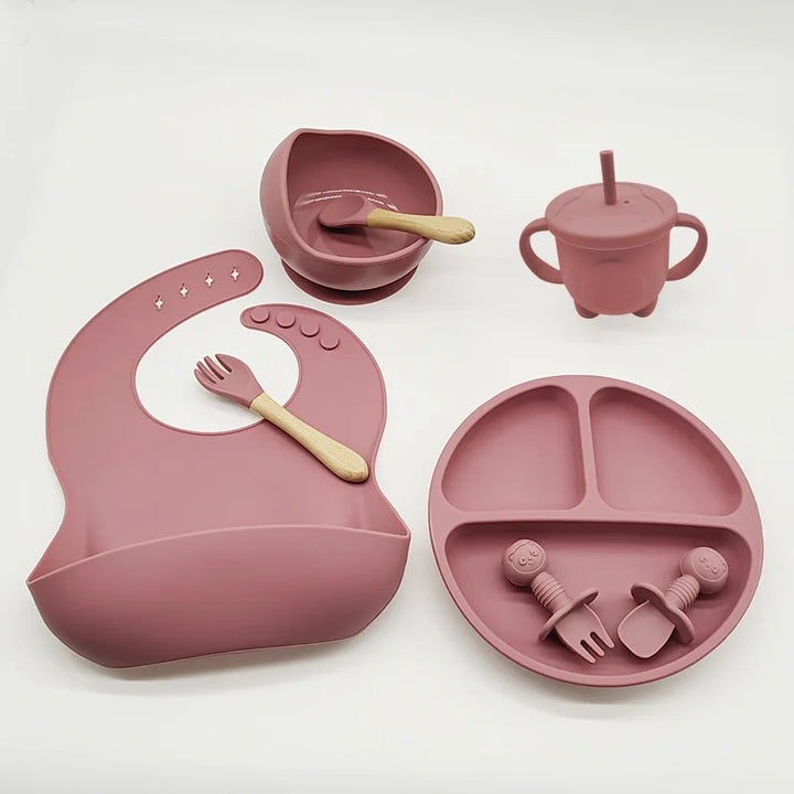 TinyBites silicone baby feeding set, perfect for weaning & safe independent mealtimes.