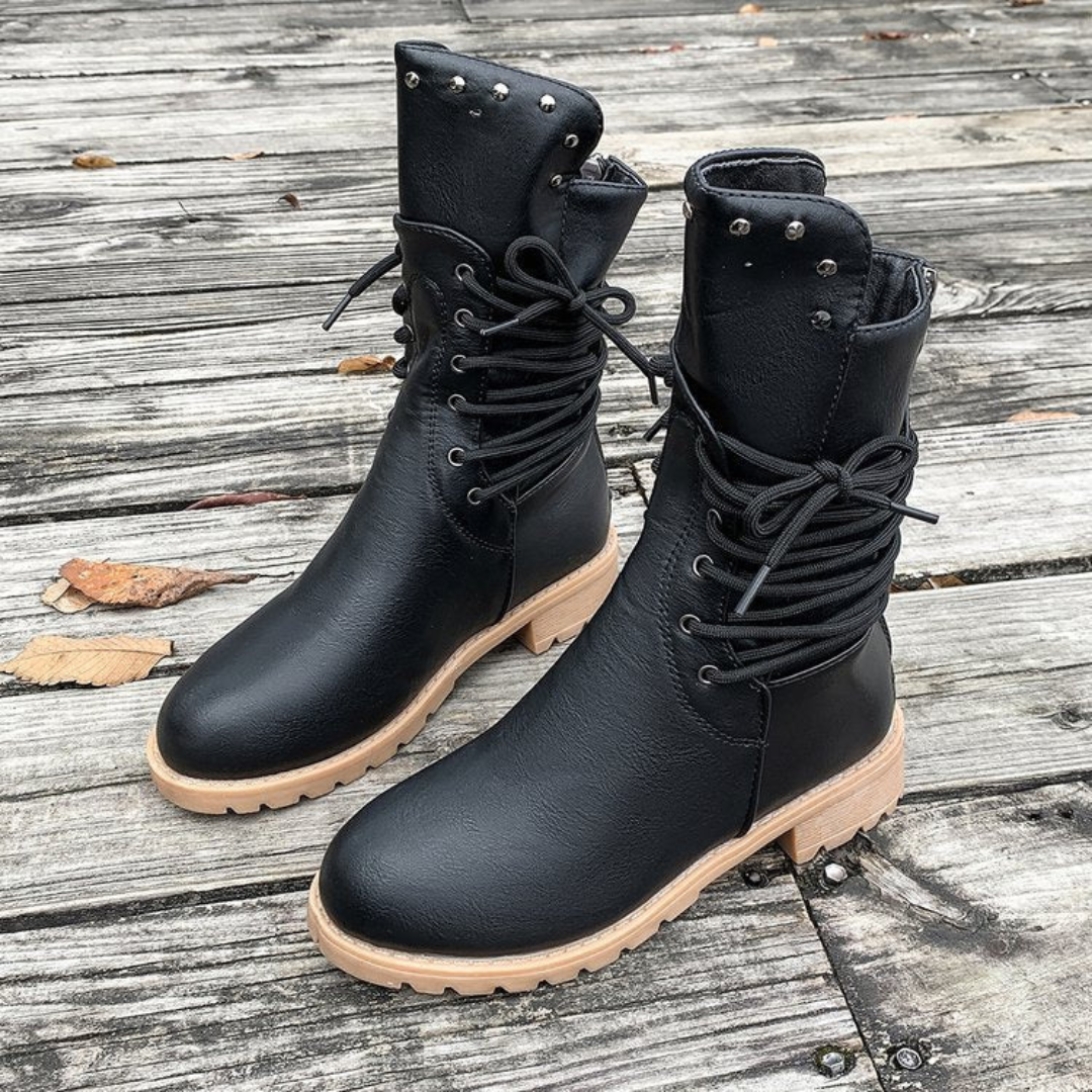 Stylish women's all-match walking boots, designed for comfort and everyday versatility. Modern casual ankle footwear.