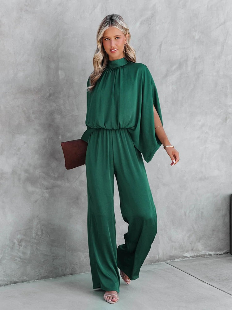 Trendy women's green jumpsuit, stylish one-piece outfit, perfect for casual or party wear. Versatile women's fashion.