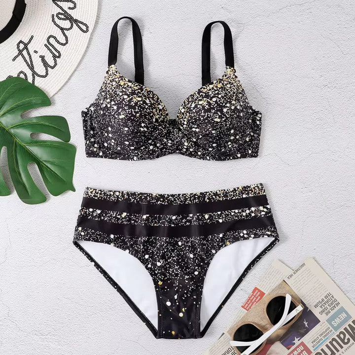Stylish women's high-waisted bikini set. Trendy beachwear swimsuit, padded and quick-drying for summer fashion.