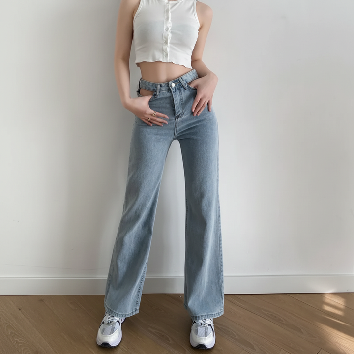Cotton blend high-waisted jeans for women, in a denim fabric with contemporary cutout details.