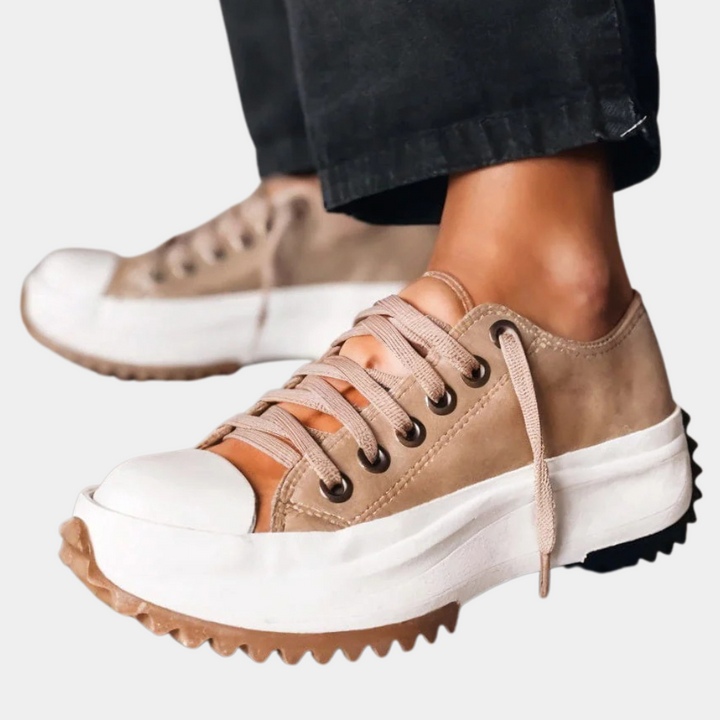 Stylish women's platform sneakers by Nova, chunky design for ultimate comfort & trendy street style.
