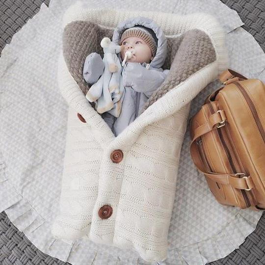 Ultra-soft fleece baby blanket for cozy infant comfort. Perfect newborn essential & sleep aid.