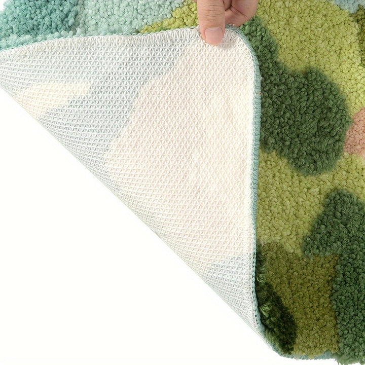 Premium ultra-soft floral bath mat, highly absorbent polyester for your bathroom.