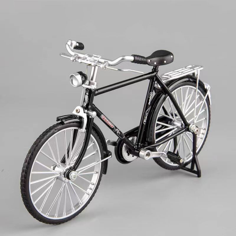 Unassembled DIY Retro Bike Model Kit, 1:10 scale craft project for adults & hobbyists.