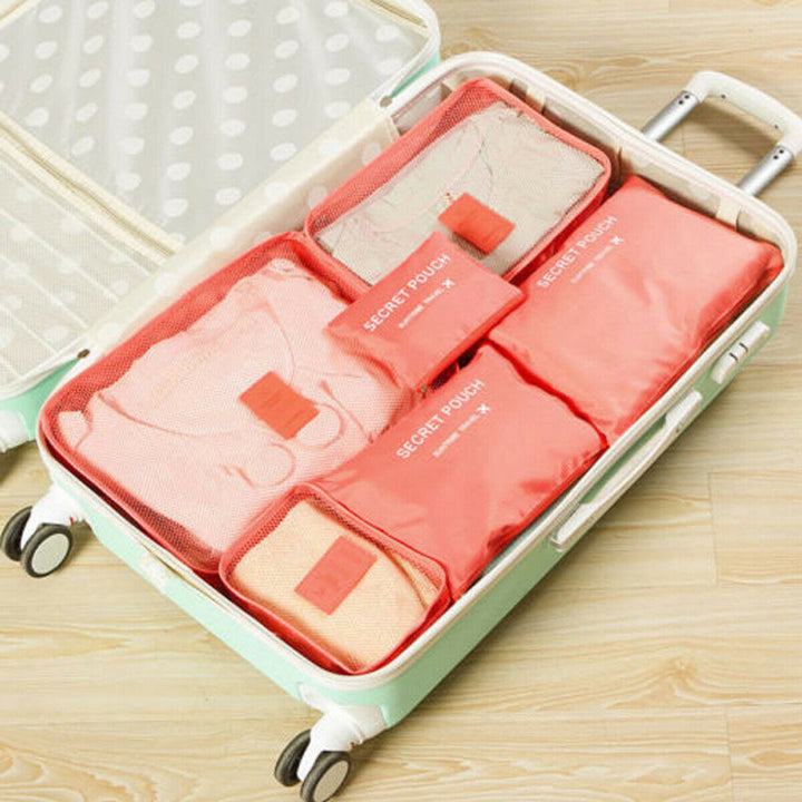 Smart travel solution: Unisex 2-set packing cubes. Space-saving bags for luggage organization.