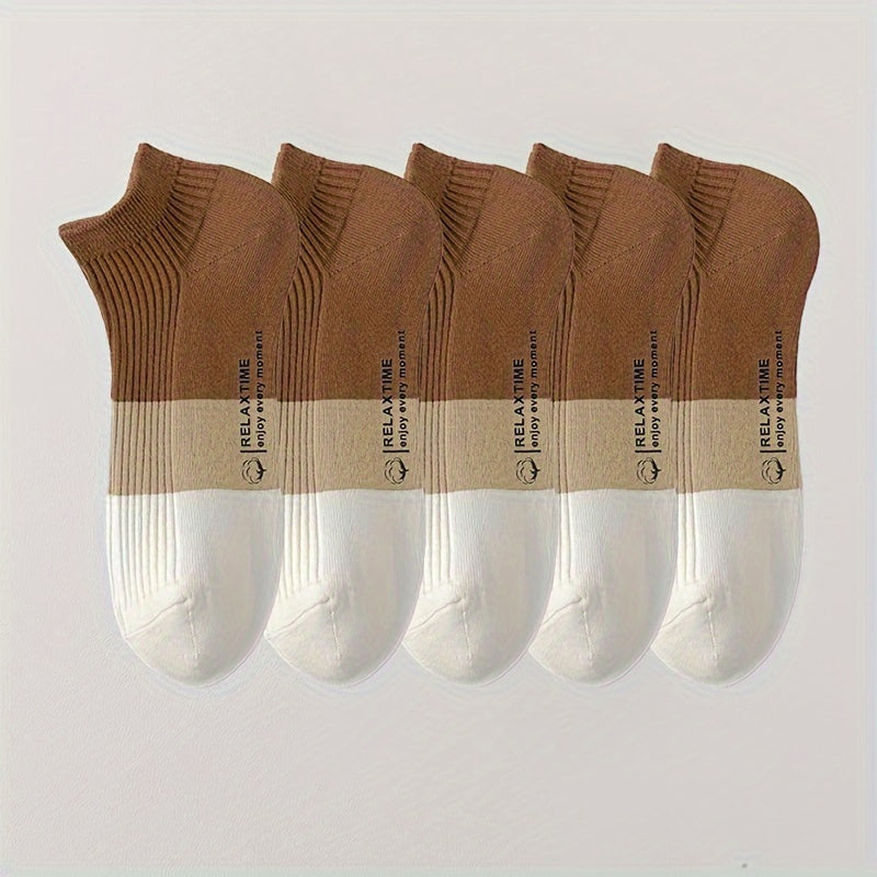 Practical 5-pack of unisex breathable cotton ankle socks, designed for comfort and ease during everyday activities.