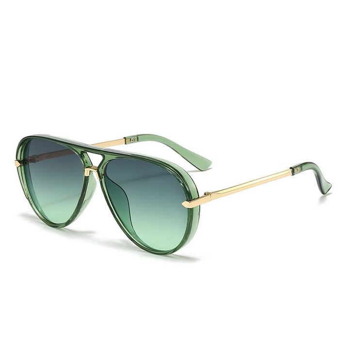 Classic 70s unisex aviator sunglasses, gradient lenses, offering essential UV protection.