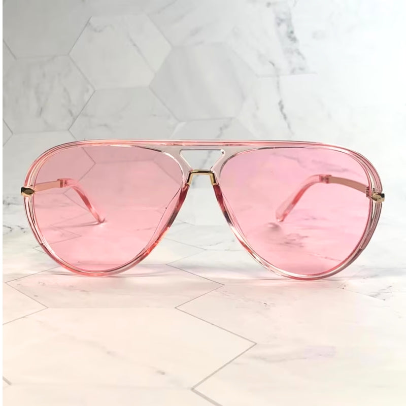 Stylish '70s aviator sunglasses, unisex, with dark gradient lenses for a vintage look & UV block.