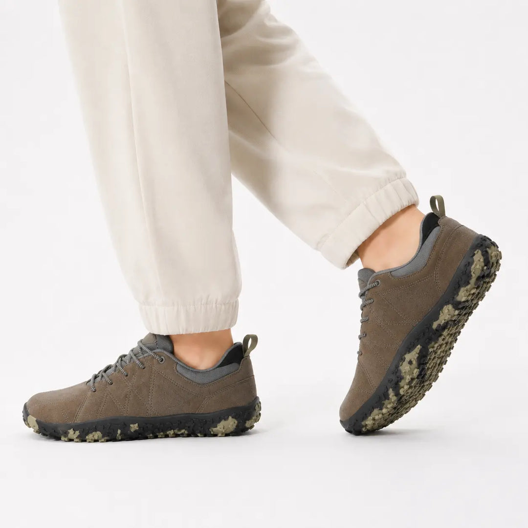 Orthopedic-friendly barefoot hiking trainers, wide toe box for natural movement & foot comfort.