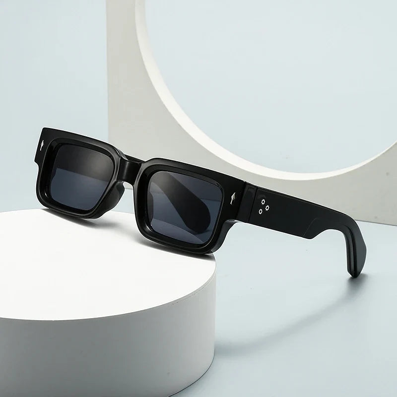 Unisex bold chunky frame sunglasses with UV protection for a modern, fashionable look.