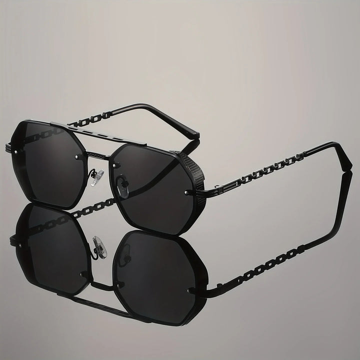 Lightweight unisex bold sunglasses, providing essential UV400 protection & a modern aesthetic.