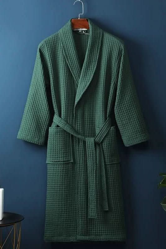 Lightweight unisex waffle bathrobe, quick-drying & breathable, great for daily home comfort & post-swim wear.