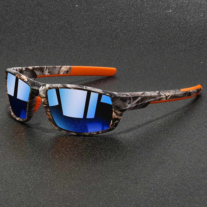 Stylish unisex camo polarized sunglasses, offering excellent UV protection & glare reduction for adventurers.