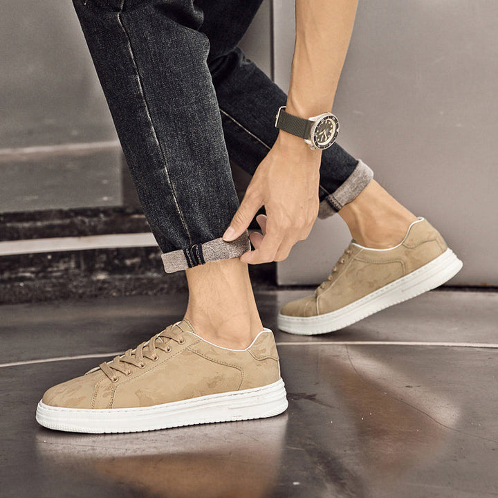 Unisex Canyon sneakers, durable and comfortable for walking and everyday casual use.