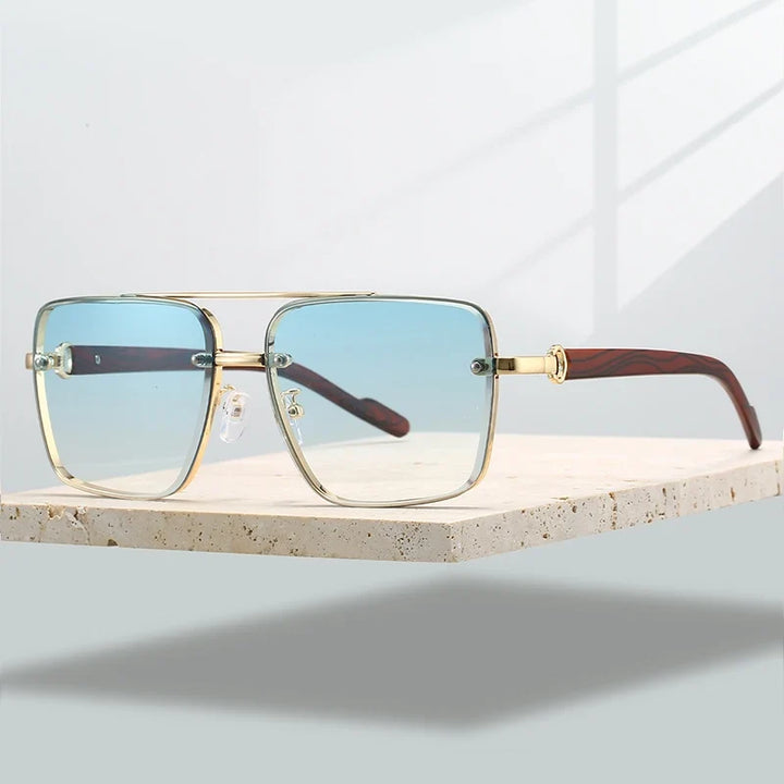 Fashionable Capri eyewear: Unisex sunglasses with elegant gold frame & gradient UV400 protective lenses.